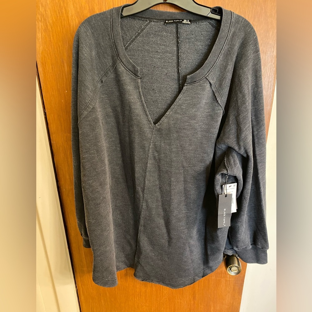NWT women’s Black Tape v-neck sweatshirt size 1X/2X.  Colors are black & gray.